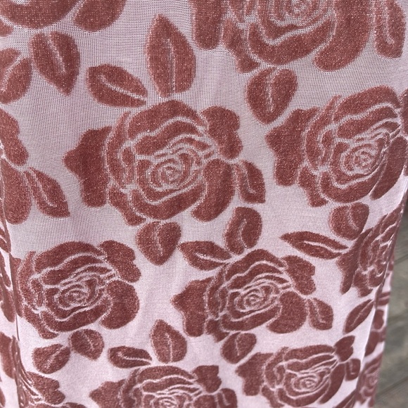Candie's Size Med Crushed Velvet Type  Lined Dress- Patterned Roses - Picture 3 of 7